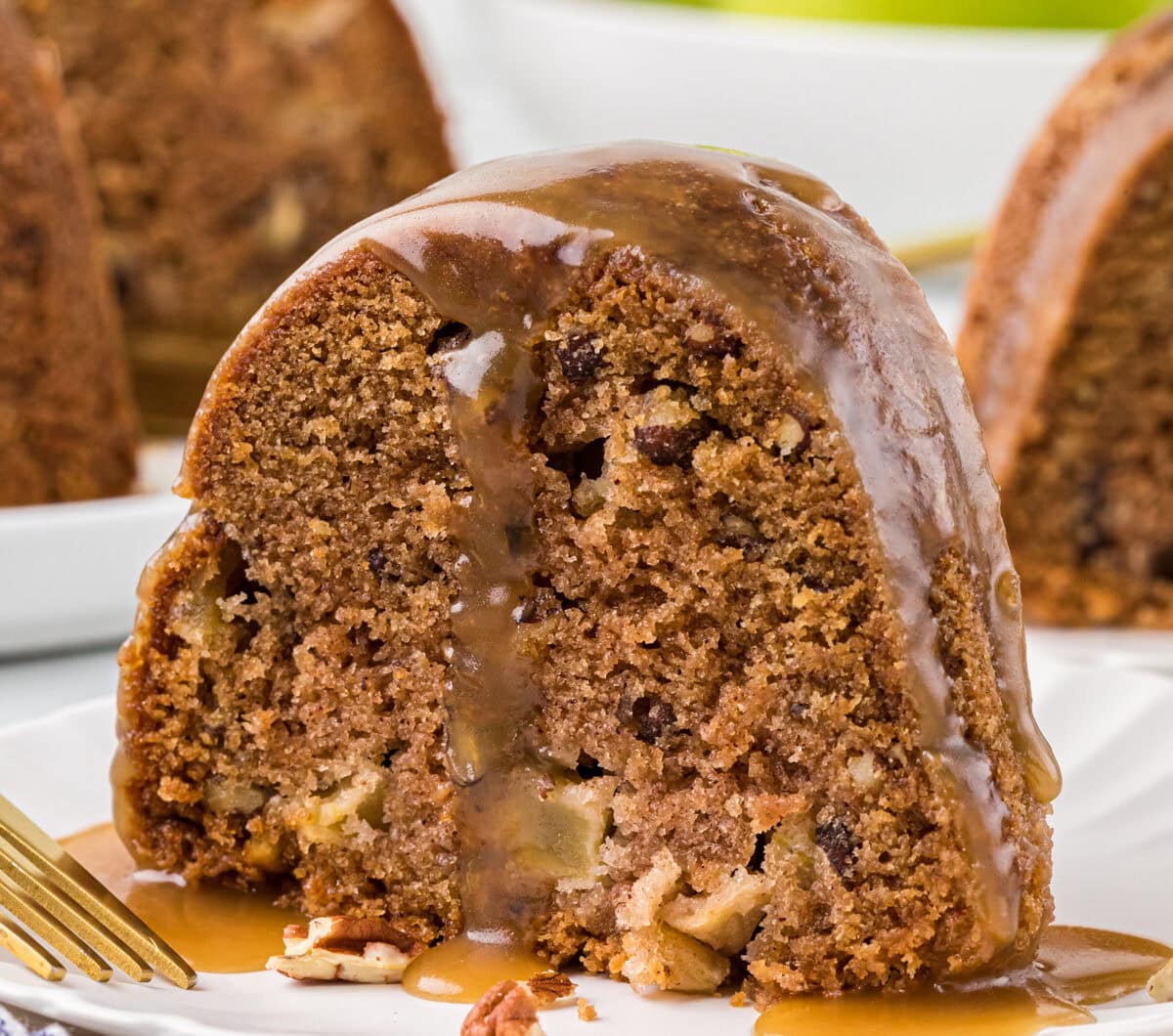 Apple Caramel Bundt Cake